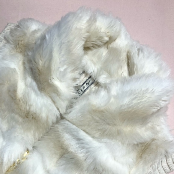 Guess? Faux Fur Cream Vest XS - Picture 3 of 11